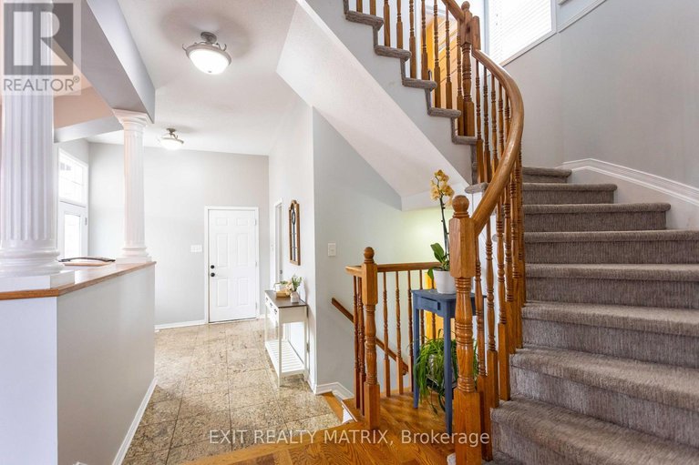 28414498/221-hillpark-high-street/mer-bleuebradley-estatesanderson-park/ottawa/ontario/K1W0B5_6