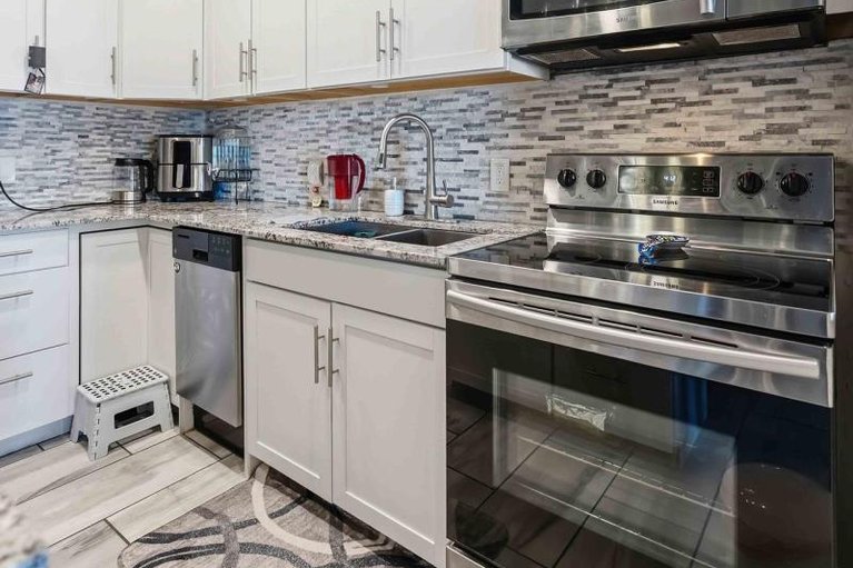 29650529/1506-158-b-mcarthur-avenue/vanier/ottawa/ontario/K1L8C9_11