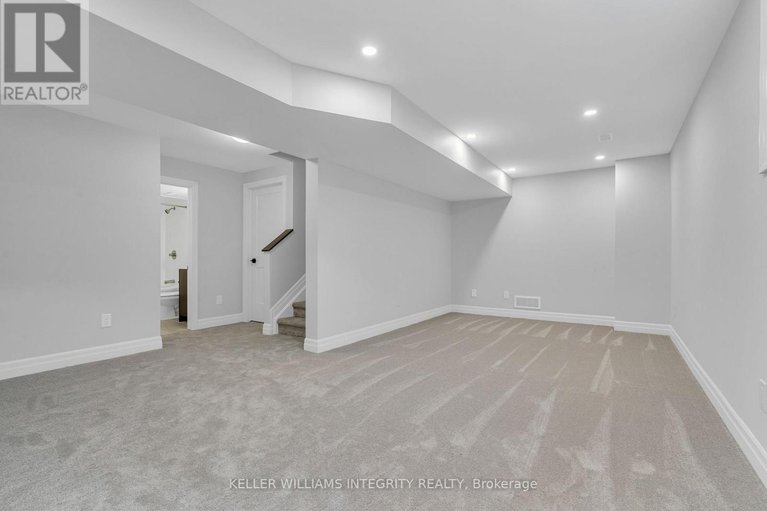28318232/429-turmeric-court/stittsville-south/ottawa/ontario/K2S2X8_39