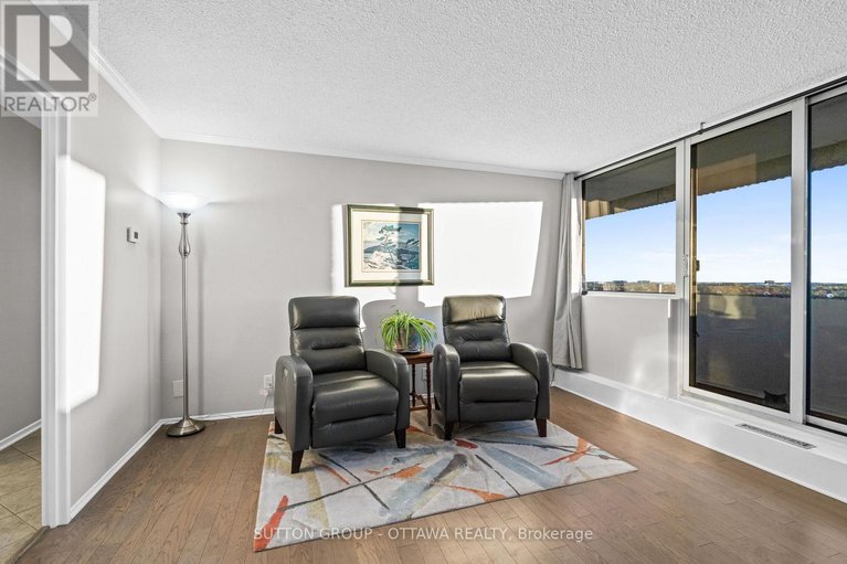 28981309/3360-southgate-road/south-keys/ottawa/ontario/K1V9A6_19