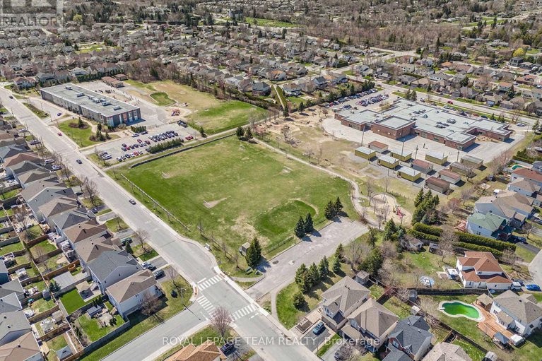 28260254/307-lipizzaner-street/stittsville-south/ottawa/ontario/K2S0X8_33