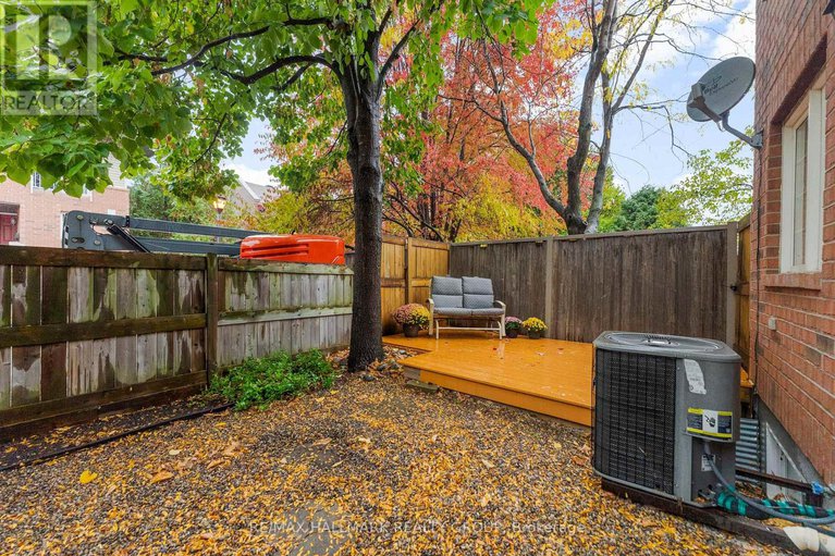 29051360/440-edgeworth-avenue/woodroffe/ottawa/ontario/K2B5L1_36