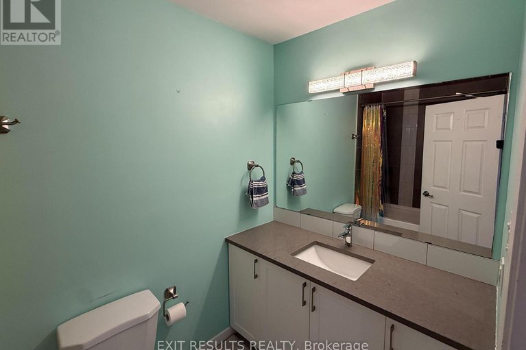29055945/1090-dianne-avenue/town-of-rockland/clarence-rockland/ontario/K4K1G7_24