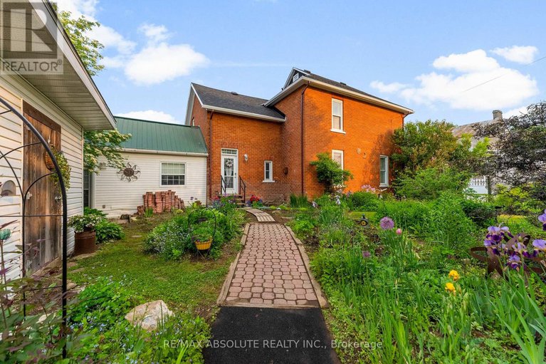 28641681/167-macfarlane-street/pakenham/mississippi-mills/ontario/K0A2X0_31