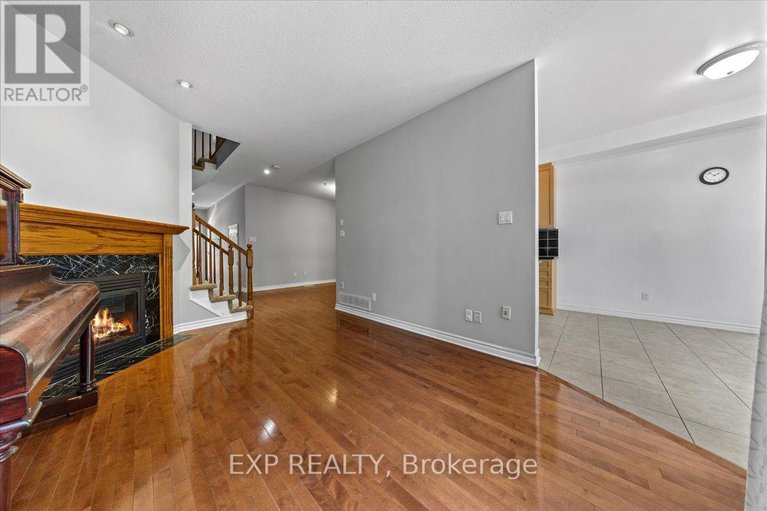 28513335/264-bradwell-way/blossom-parkkemp-parkfindlay-creek/ottawa/ontario/K1T4J2_12