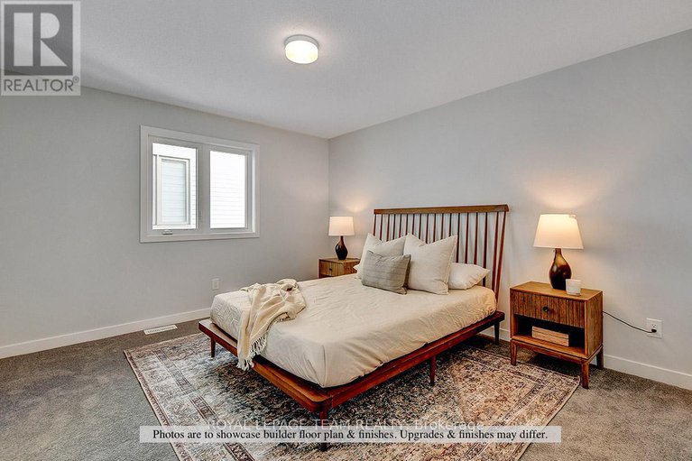 28670330/219-parsnip-mews/goulbourn-twp-from-franktown-rdsouth-to-rideau/ottawa/ontario/K0A2Z0_27