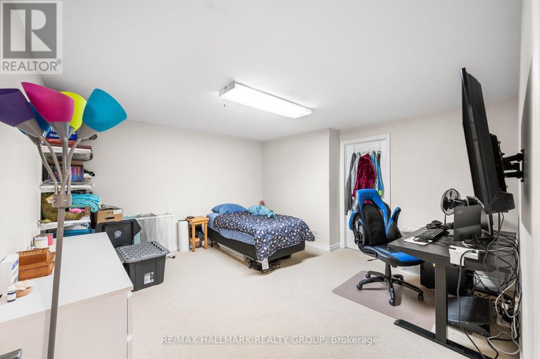 28597247/412-oxford-street-e/kemptville/north-grenville/ontario/K0G1J0_29