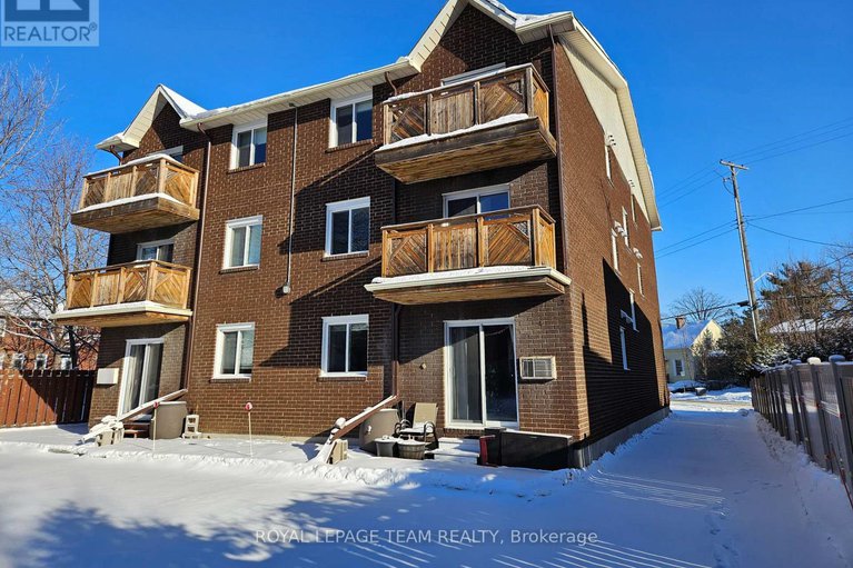 29223889/5-522-riverdale-avenue/old-ottawa-south/ottawa/ontario/K1S1S5_4