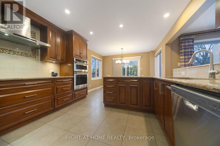 29255006/32-marble-arch-crescent/centrepointe/ottawa/ontario/K2G5S3_15