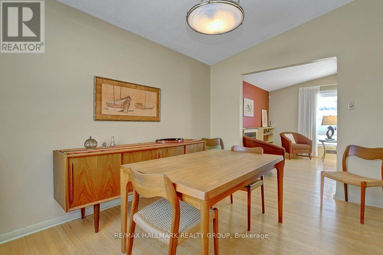 29360557/629-glenhurst-crescent/beacon-hill-north/ottawa/ontario/K1J7B6_15