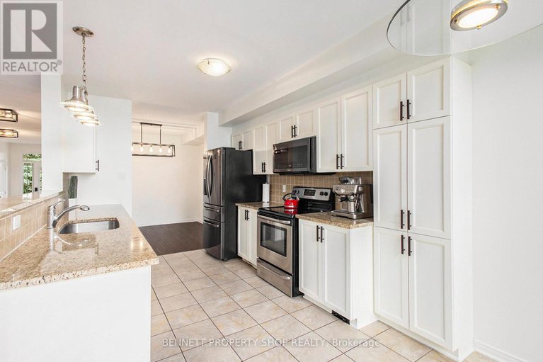 28650967/508-pepperville-crescent/emerald-meadowstrailwest/ottawa/ontario/K2M0E3_10