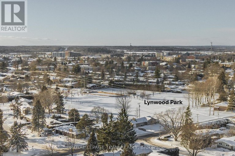 29460825/35-cherrywood-drive/arbeatha-park/ottawa/ontario/K2H6H1_41