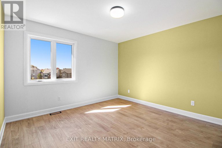 28975746/1311-fribourg-street/embrun/russell/ontario/K0A1W0_12