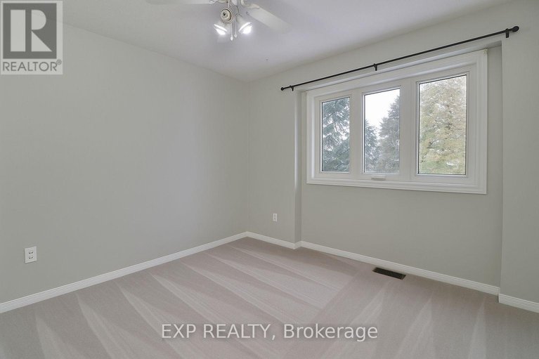 29113722/2127-lauzon-street/fallingbrookgardenway-south/ottawa/ontario/K4A3K7_36