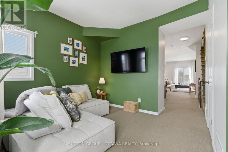 29328129/249-fir-lane/kemptville/north-grenville/ontario/K0G1J0_14