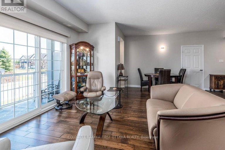 29656998/e-100-artesa-private/emerald-meadowstrailwest/ottawa/ontario/K2S0J8_12