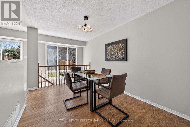 29662790/3835-crowsnest-avenue/quinterra/ottawa/ontario/K1V1K4_9