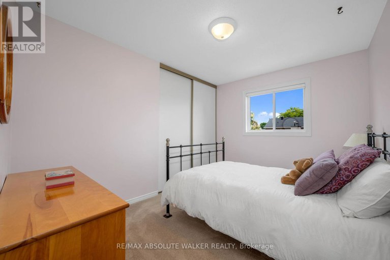 28785480/501-harrowsmith-way/fallingbrookgardenway-south/ottawa/ontario/K4A2Z2_27