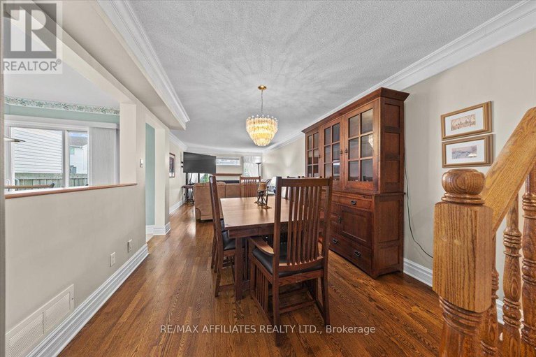 28777669/1639-trenholm-lane/fallingbrookpineridge/ottawa/ontario/K4A4B4_6