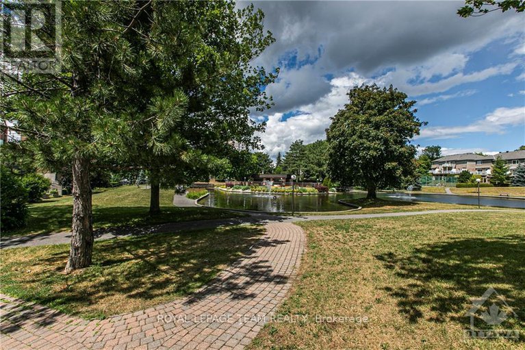 29231241/200-260-brittany-drive/viscount-alexander-park/ottawa/ontario/K1K4M2_32