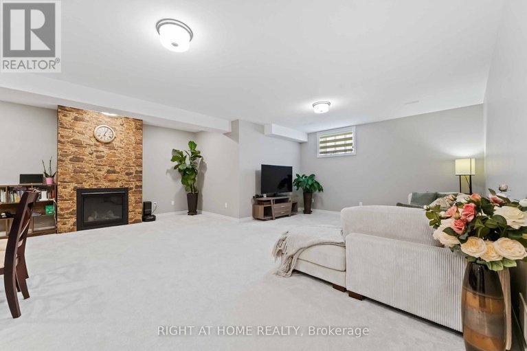 29367758/248-maygrass-way/remainder-of-stittsville-area/ottawa/ontario/K2S2K9_26