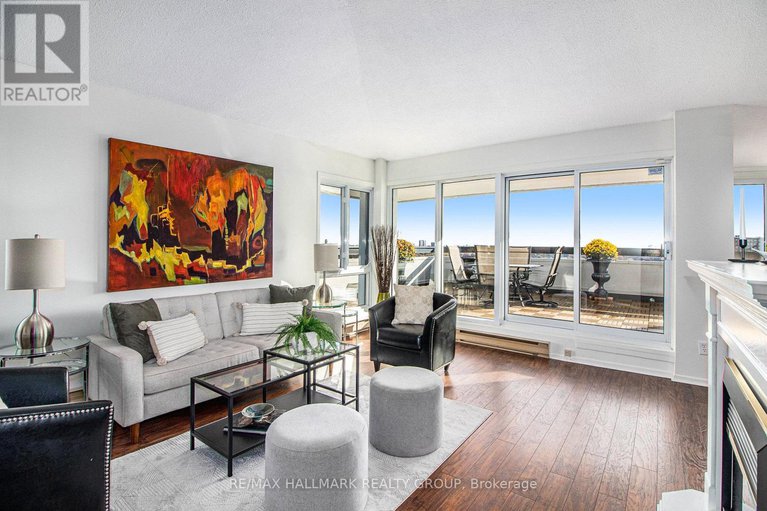 29034995/ph4-158c-mcarthur-avenue/vanier/ottawa/ontario/K1L8C9_8