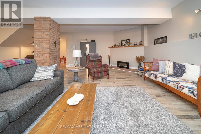 28104929/7055-shadow-ridge-drive/greely/ottawa/ontario/K4P1B8_34