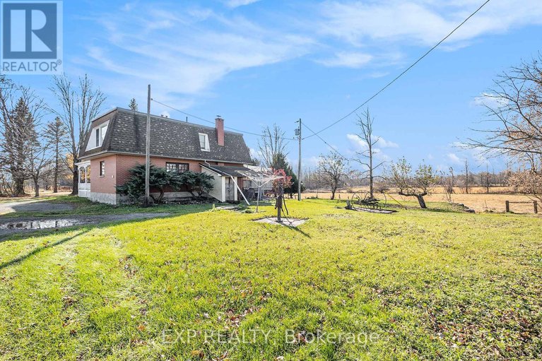 28205168/18873-kenyon-concession-5-road/north-glengarry-kenyon-twp/north-glengarry/ontario/K0C1A0_25