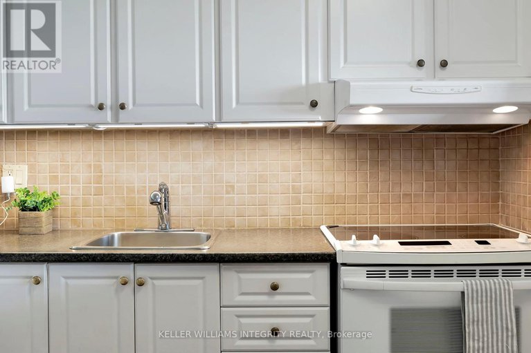 28459227/504-20-chesterton-drive/rideau-shore/ottawa/ontario/K2E6Z7_17