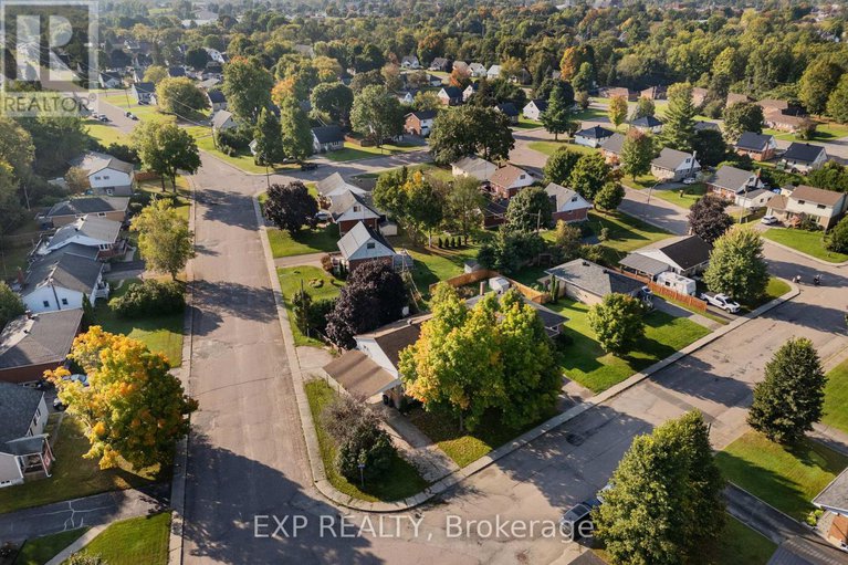 28069493/397-charles-avenue/renfrew/renfrew/ontario/K7V3J2_25