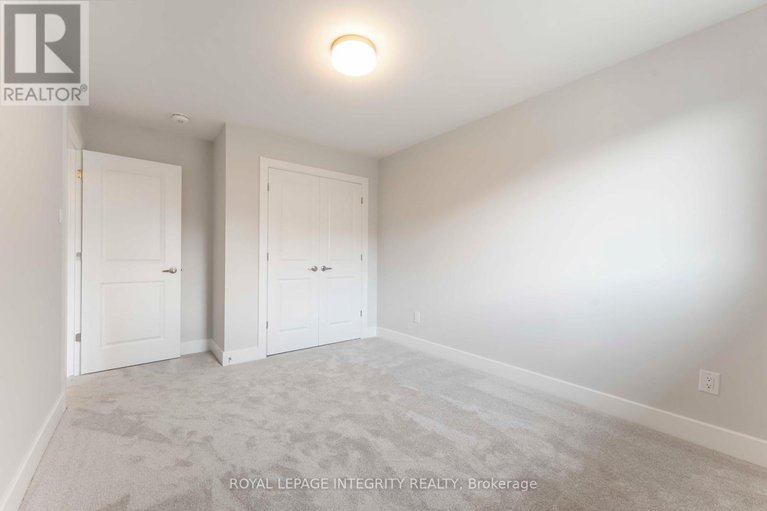 28638636/1182-cope-drive/stittsville-south/ottawa/ontario/K2S3C4_35