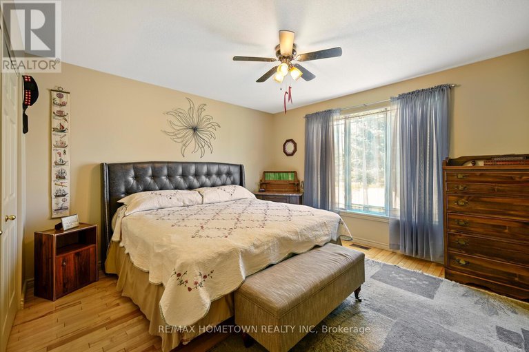 29196269/8121-main-street/augusta-twp/augusta/ontario/K0G1R0_16