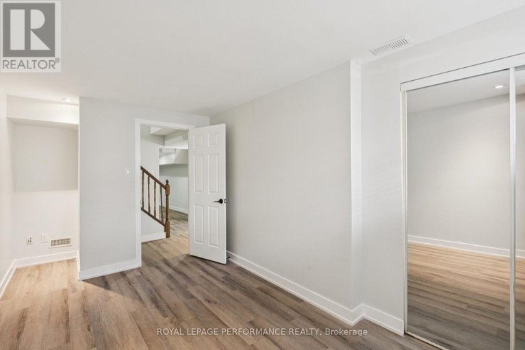 28812440/227-terrapin-terrace/avalon-east/ottawa/ontario/K4A0W3_32
