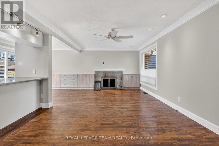 29579808/1318-albany-drive/bel-air-heights/ottawa/ontario/K2C2L9_5