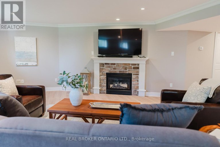 29667363/6767-stanmore-street/greely/ottawa/ontario/K4P0A6_29