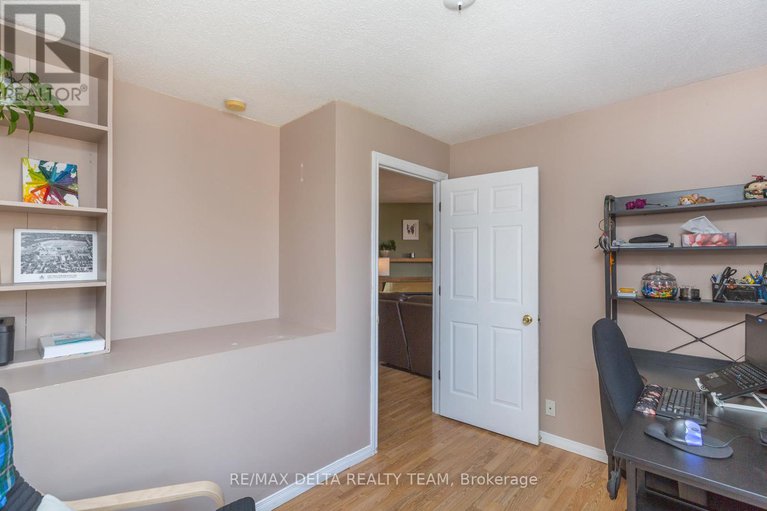 28620322/205-520-canteval-terrace/fallingbrookpineridge/ottawa/ontario/K4A2C9_27