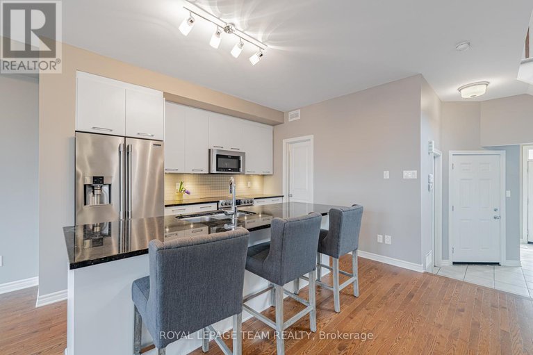 28252866/768-cedar-creek-drive/blossom-parkkemp-parkfindlay-creek/ottawa/ontario/K1T0B2_18