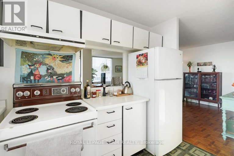 29283470/1004-40-arthur-street-e/west-centre-town/ottawa/ontario/K1R7T5_23