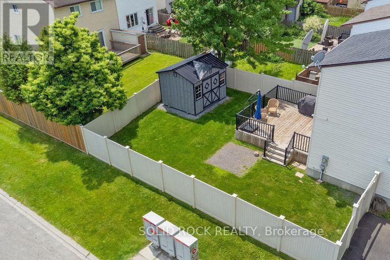28618076/33-benlark-road/on-the-green/ottawa/ontario/K2J2L5_46