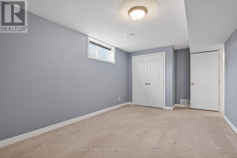 29616835/280-sarah-street/carleton-place/carleton-place/ontario/K7C2Y6_33