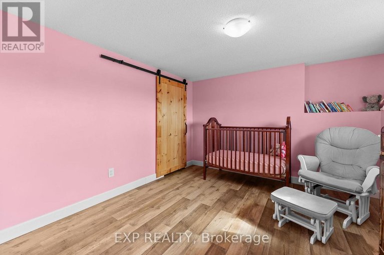 29648094/1629-white-lake-road/mcnabbraeside-twps/mcnabbraeside/ontario/K7S3G9_35