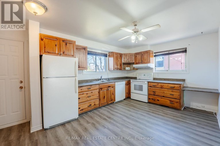 29227015/231-perth-street/brockville/brockville/ontario/K6V5E7_10