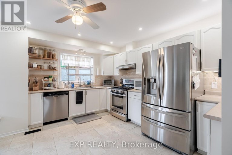 28873619/1562-lisbon-street/fallingbrookpineridge/ottawa/ontario/K4A4B9_6