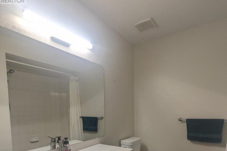 29495843/17b-6010-red-willow-drive/chapel-hill/ottawa/ontario/K1C7H9_15