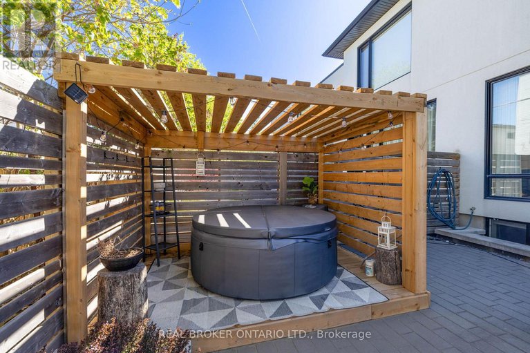 28920283/287-dovercourt-avenue/westborohampton-park/ottawa/ontario/K1Z7H4_36
