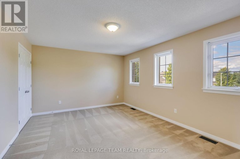 28790029/474-west-ridge-drive/stittsville-south/ottawa/ontario/K2S0L1_31