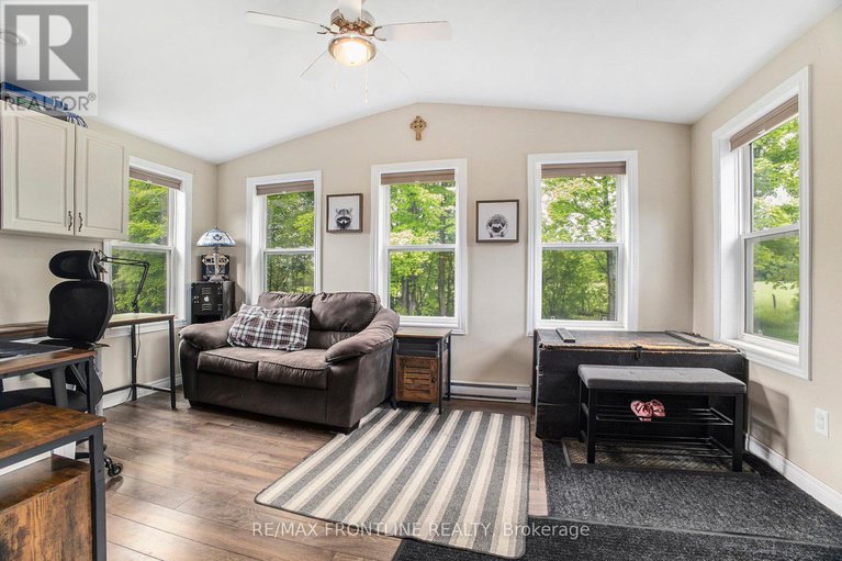 28748113/541-drummond-conc-7-road/drummond-n-elmsley-drummond-twp/drummondnorth-elmsley/ontario/K7H3C8_15