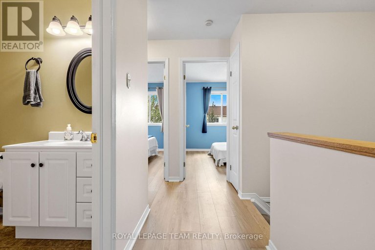 28754665/221-longshire-circle/longfields/ottawa/ontario/K2J4K8_18