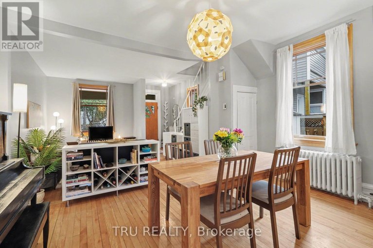 29609717/49-newton-street/glebe/ottawa/ontario/K1S2S6_8