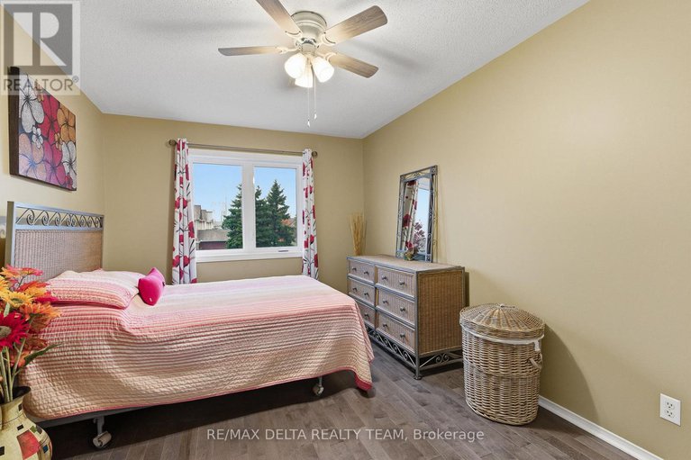 29053952/775-nesting-way/fallingbrookgardenway-south/ottawa/ontario/K4A3X6_16